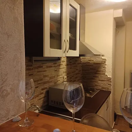 Stara Kuca Apartamento Makarska